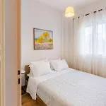 Modern Flat Nearby Sea *