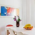 Modern Flat Nearby Sea 公寓