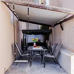 Modern Flat Nearby Sea 公寓