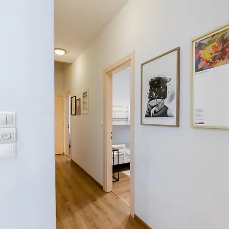 Modern Flat Nearby Sea 公寓 莫奈姆瓦夏