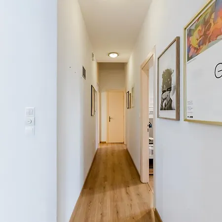 Apartamento Modern Flat Nearby Sea *