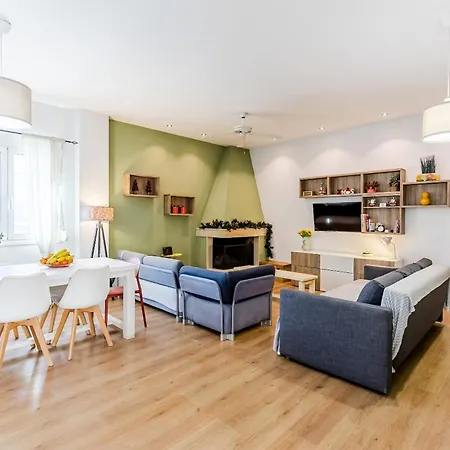 Modern Flat Nearby Sea *