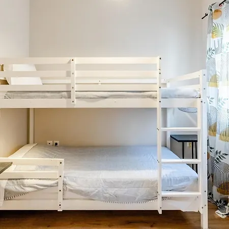 Modern Flat Nearby Sea *