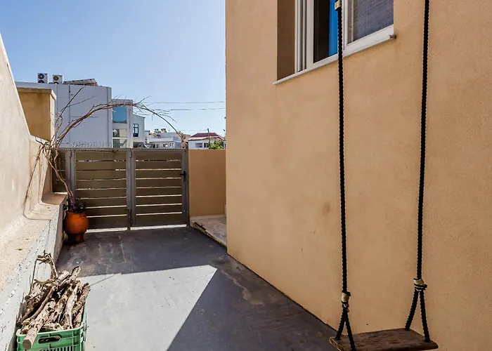 Modern Flat Nearby Sea